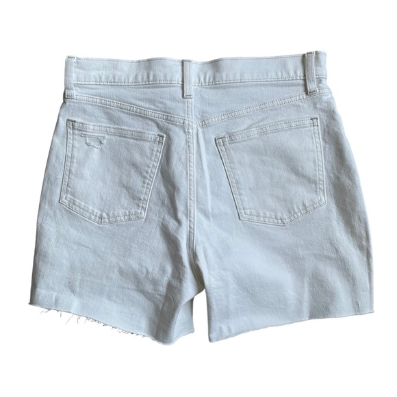 NWT Gap highwaisted white cut off shorts! size: 29 - Picture 2 of 4